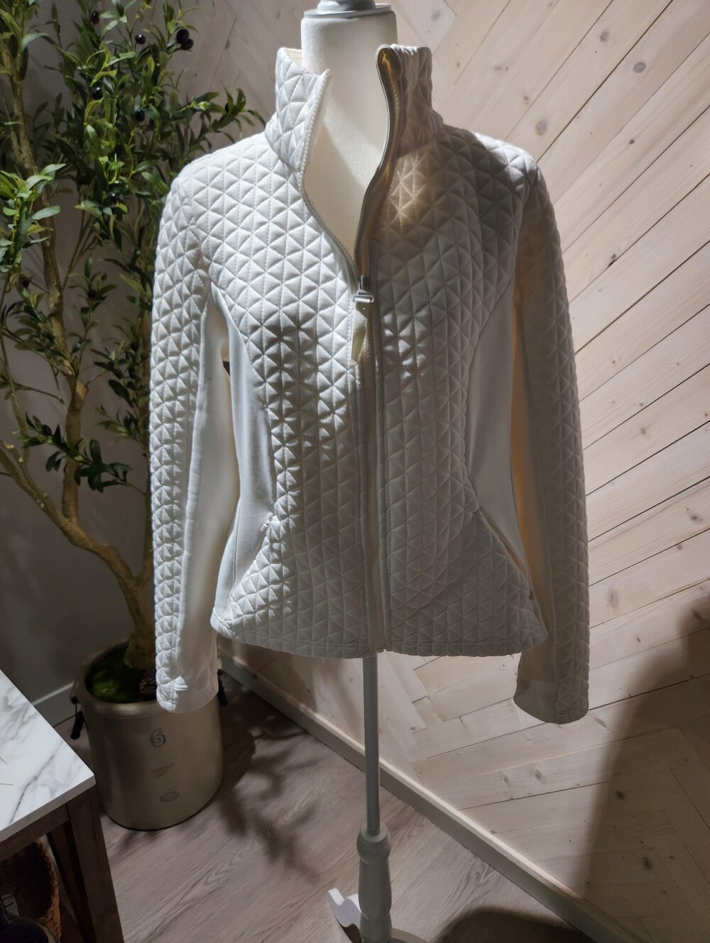 Avia Quilted Diamond-Pattern Bomber Jacket in Ivory